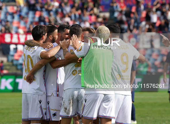 Players of Sampdoria celebrate a goal during the Serie B match between Cosenza and Sampdoria at the Stadio ''Gigi Marulla'' in Cosenza, Ital...