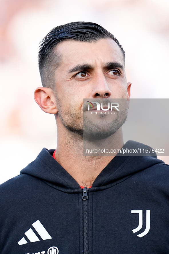 Mattia Perin of Juventus FC looks on during the Serie A Enilive match between Empoli FC and Juventus FC at Stadio Carlo Castellani on Septem...