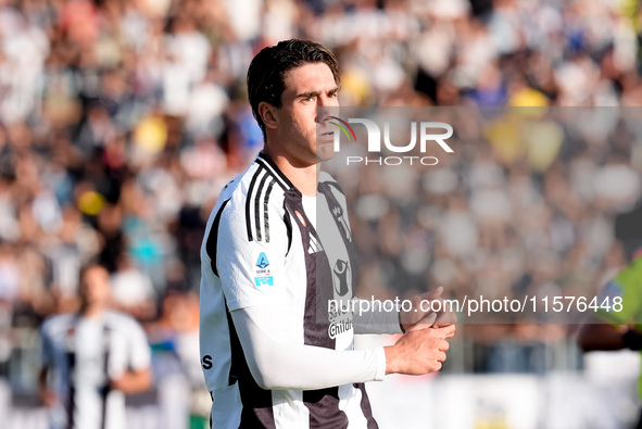 Dusan Vlahovic of Juventus FC looks dejected during the Serie A Enilive match between Empoli FC and Juventus FC at Stadio Carlo Castellani o...