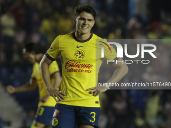 Israel Reyes Romero #3 of America during the 17th round match of the Torneo de Apertura as part of the Liga MX between Chivas de Guadalajara...