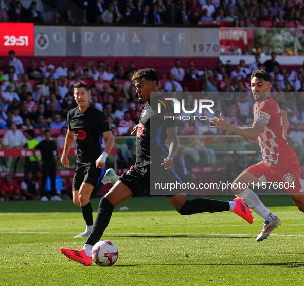 Lamine Yamal of FC Barcelona during the La Liga EA SPORTS match against Girona in Barcelona, Spain, on September 15, 2024 