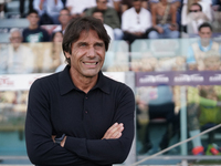 Antonio Conte coaches Napoli SSC during the Serie A TIM match between Cagliari Calcio and Napoli SSC in Italy, on September 15, 2024. (