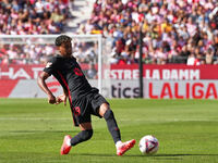 Lamine Yamal of FC Barcelona during the La Liga EA SPORTS match against Girona in Barcelona, Spain, on September 15, 2024 (