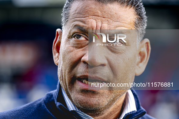 RKC trainer Henk Fraser during the match Willem II - RKC at the Koning Willem II stadium for the Dutch Eredivisie season 2024-2025 in Tilbur...