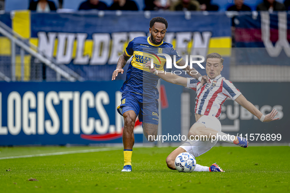 RKC player Denilho Cleonise and Willem II player Runar Thor Sigurgeirsson during the match Willem II vs. RKC at the Koning Willem II stadium...