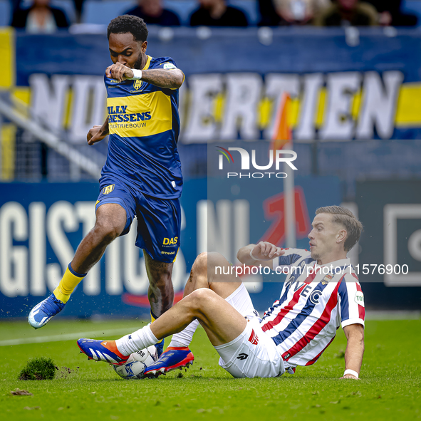 RKC player Denilho Cleonise and Willem II player Runar Thor Sigurgeirsson during the match Willem II vs. RKC at the Koning Willem II stadium...