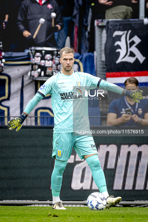 RKC goalkeeper Jeroen Houwen plays during the match Willem II vs. RKC at the Koning Willem II stadium for the Dutch Eredivisie season 2024-2...