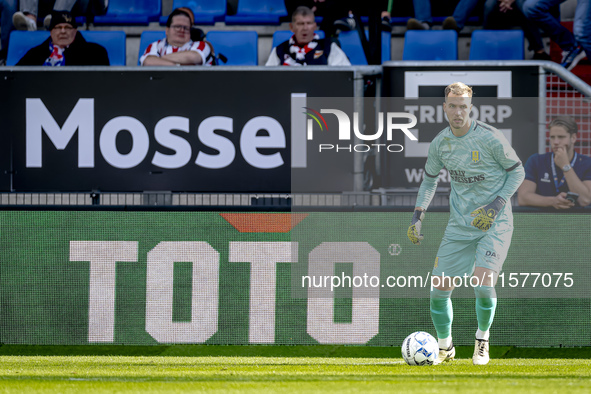 RKC goalkeeper Jeroen Houwen plays during the match Willem II vs. RKC at the Koning Willem II stadium for the Dutch Eredivisie season 2024-2...