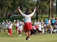 GAINESVILLE, VIRGINIA - SEPTEMBER 15: Lilia Vu of of Team USA follows her putt on the 18th green during single matches on Day Three of the S...