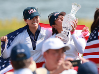 GAINESVILLE, VIRGINIA - SEPTEMBER 15: Lilia Vu of Team USA kisses the trophy after winning the Solheim Cup at Robert Trent Jones Golf Club o...