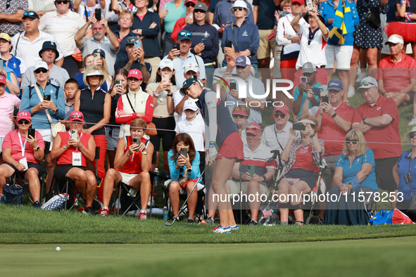 GAINESVILLE, VIRGINIA - SEPTEMBER 15: Nelly Korda of the United States follows her putt on the fourth green during single matches on Day Thr...