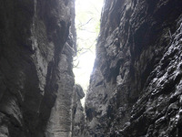 View of the Xiong 'er Mountain Rift Valley in Zaozhuang, China, on September 15, 2024. This geological formation results from a landslide ca...