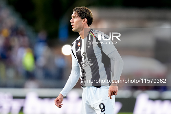 Dusan Vlahovic of Juventus FC looks on during the Serie A Enilive match between Empoli FC and Juventus FC at Stadio Carlo Castellani on Sept...