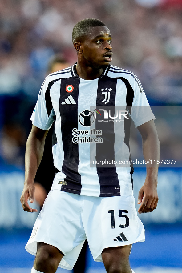 Pierre Kalulu of Juventus FC looks on during the Serie A Enilive match between Empoli FC and Juventus FC at Stadio Carlo Castellani on Septe...