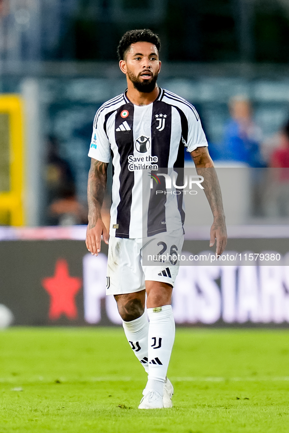 Douglas Luiz of Juventus FC looks on during the Serie A Enilive match between Empoli FC and Juventus FC at Stadio Carlo Castellani on Septem...