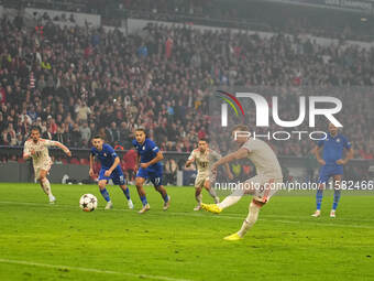 Harry Kane of Bayern Munich    scores the teams seventh goal  during the Champions League Round 1 match between Bayern Munich v Dinamo Zagre...