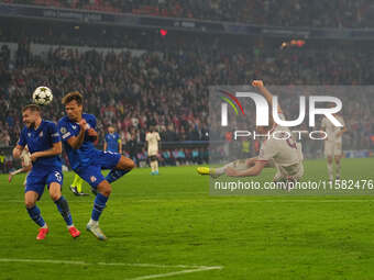 Harry Kane of Bayern Munich    shoots on goal  during the Champions League Round 1 match between Bayern Munich v Dinamo Zagreb, at the Allia...