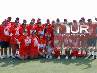 GAINESVILLE, VIRGINIA - SEPTEMBER 15: Members of Team USA Vice Captain Morgan Pressel, Lilia Vu, Rose Zhang, Captain Stacy Lewis(front row c...