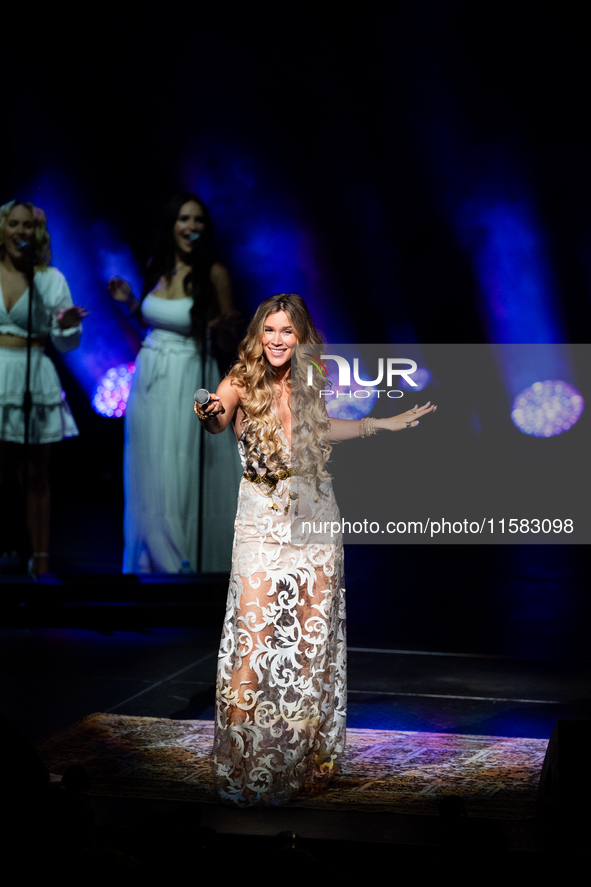 Joss Stone performs on Movistar Arena's stage in Buenos Aires, Argentina, on September 17, 2024 