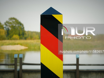 Members of the local fire brigade build a flood barrier along the Oder river in Frankfurt (Oder) on 17 Septembe, 2024. After warnings of inc...