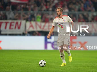 Harry Kane of Bayern Munich  controls the ball  during the Champions League Round 1 match between Bayern Munich v Dinamo Zagreb, at the Alli...