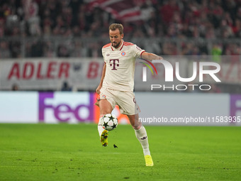 Harry Kane of Bayern Munich  controls the ball  during the Champions League Round 1 match between Bayern Munich v Dinamo Zagreb, at the Alli...