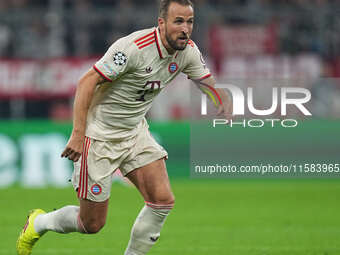 Harry Kane of Bayern Munich  controls the ball  during the Champions League Round 1 match between Bayern Munich v Dinamo Zagreb, at the Alli...