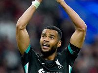 Cody Gakpo of Liverpool FC applauds during the UEFA Champions League 2024/25 League Phase MD1 match between AC Milan and Liverpool FC at Sta...