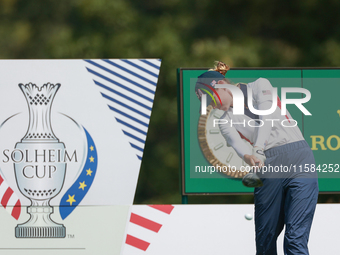 GAINESVILLE, VIRGINIA - SEPTEMBER 15: Sarah Schmelzel of the United States hits from the 12th tee during the final round of the Solheim Cup...