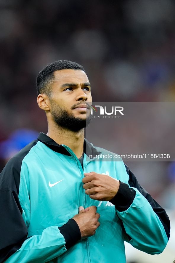 Cody Gakpo of Liverpool FC looks on during the UEFA Champions League 2024/25 League Phase MD1 match between AC Milan and Liverpool FC at Sta...