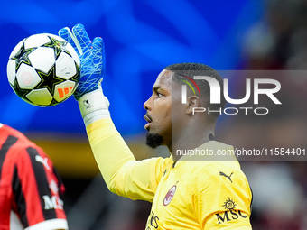 Mike Maignan of AC Milan during the UEFA Champions League 2024/25 League Phase MD1 match between AC Milan and Liverpool FC at Stadio San Sir...