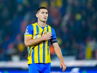 Taras Stepanenko of FC Shakhtar Donetsk greets supporters of Shakhtar during the UEFA Champions League 2024/25 League Phase MD1 match betwee...