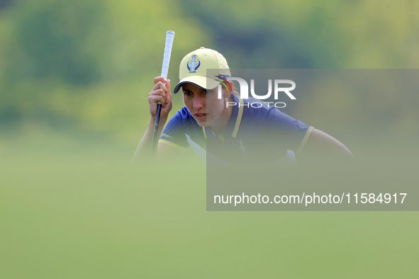 GAINESVILLE, VIRGINIA - SEPTEMBER 15: Carlota Ciganda of Team Europe lines up her shot on the 12th green during the final round of the Solhe...