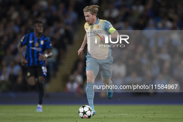 During the UEFA Champions League group stage match between Manchester City and Football Club Internazionale Milano at the Etihad Stadium in...