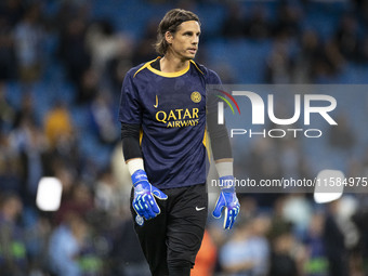 Yann Sommer #1 (GK) of Inter Milan is under pressure during the UEFA Champions League group stage match between Manchester City and Football...