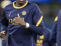 Yann Aurel Bisseck #31 of Inter Milan warms up during the UEFA Champions League League Stage match between Manchester City and Football Club...