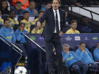 Inter Milan manager Simone Inzaghi gesticulates during the UEFA Champions League group stage match between Manchester City and Football Club...