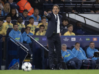 Inter Milan manager Simone Inzaghi gesticulates during the UEFA Champions League group stage match between Manchester City and Football Club...