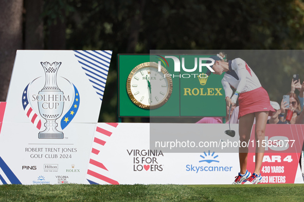 GAINESVILLE, VIRGINIA - SEPTEMBER 15: Nelly Korda of the United States hits from the 13th tee during the final round of the Solheim Cup at R...