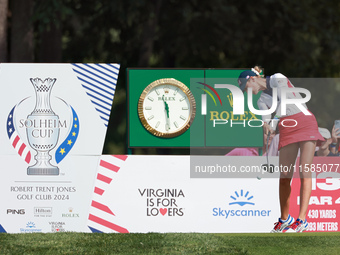 GAINESVILLE, VIRGINIA - SEPTEMBER 15: Nelly Korda of the United States hits from the 13th tee during the final round of the Solheim Cup at R...