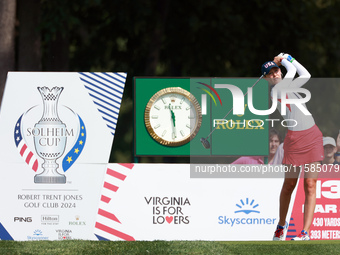 GAINESVILLE, VIRGINIA - SEPTEMBER 15: Nelly Korda of the United States hits from the 13th tee during the final round of the Solheim Cup at R...