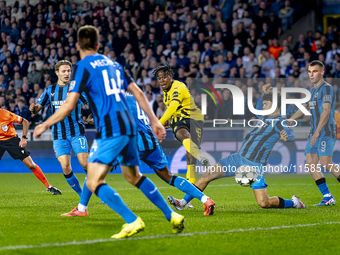 Borussia Dortmund defender Jamie Bynoe-Gittens scores the 0-2 during the match between Club Brugge and Borussia Dortmund at the Jan Breydels...