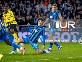 Borussia Dortmund defender Jamie Bynoe-Gittens scores the 0-2 during the match between Club Brugge and Borussia Dortmund at the Jan Breydels...