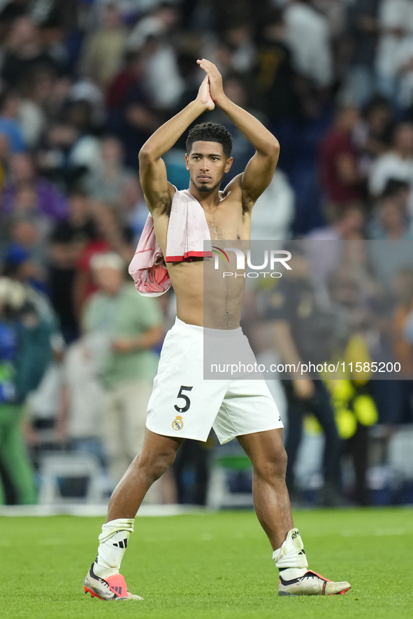 Jude Bellingham central midfield of Real Madrid and England celebrates victory after the UEFA Champions League 2024/25 League Phase MD1 matc...