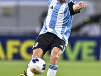 Alexander Scholz of Al Wakrah SC plays in the AFC Champions League elite football match between Qatar's Al Wakrah SC and Iran's Tractor SC a...