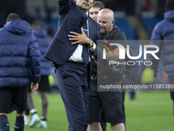 Inter Milan manager Simone Inzaghi salutes the fans at full time during the UEFA Champions League League Stage match between Manchester City...