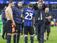 Inter Milan manager Simone Inzaghi salutes the fans at full time during the UEFA Champions League League Stage match between Manchester City...