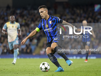 Lautaro Martinez #10 of Inter Milan during the UEFA Champions League group stage match between Manchester City and Football Club Internazion...