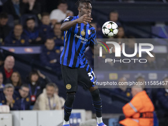 Yann Aurel Bisseck #31 of Inter Milan during the UEFA Champions League League Stage match between Manchester City and Football Club Internaz...