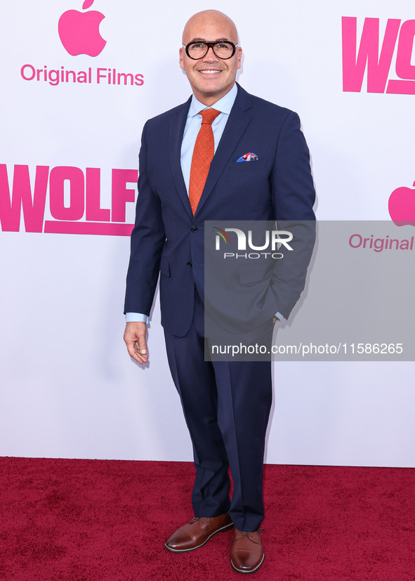 Billy Zane arrives at the Los Angeles Premiere Of Apple TV+'s 'Wolfs' held at the TCL Chinese Theatre IMAX on September 18, 2024 in Hollywoo...